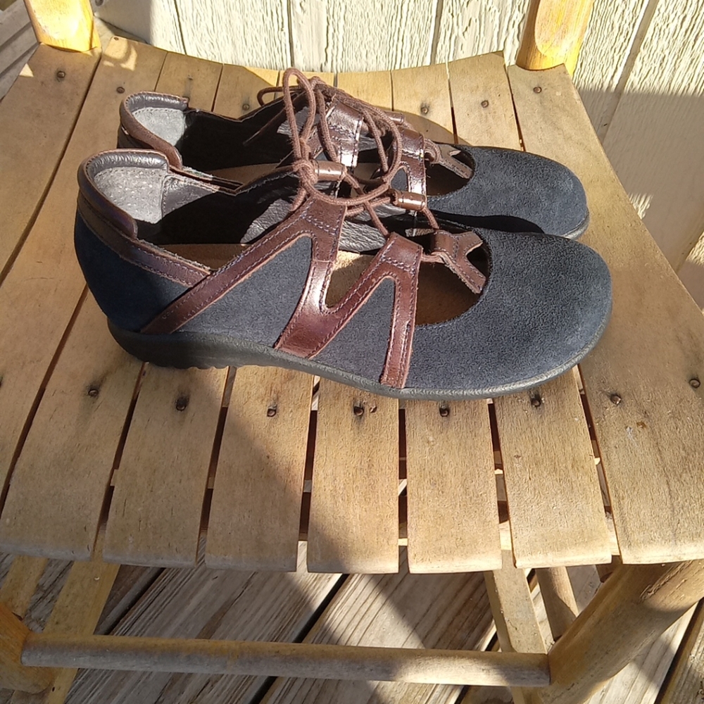 NAOT BLUE SUEDE LEATHER LACE UP MARY JANE SHOES SANDALS SIZE 36 U.S.A 5 - Picture 8 of 16